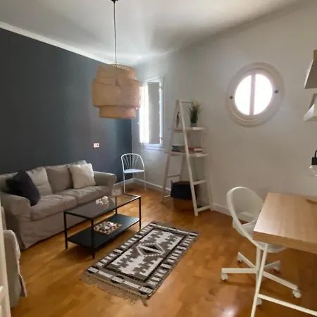 Agradable Y Confortable Casa En El Centro Appartamento